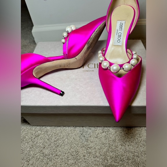 Beautiful Jimmy Choo Aurelia fushia pink heels. Looks almost new - Picture 3 of 7